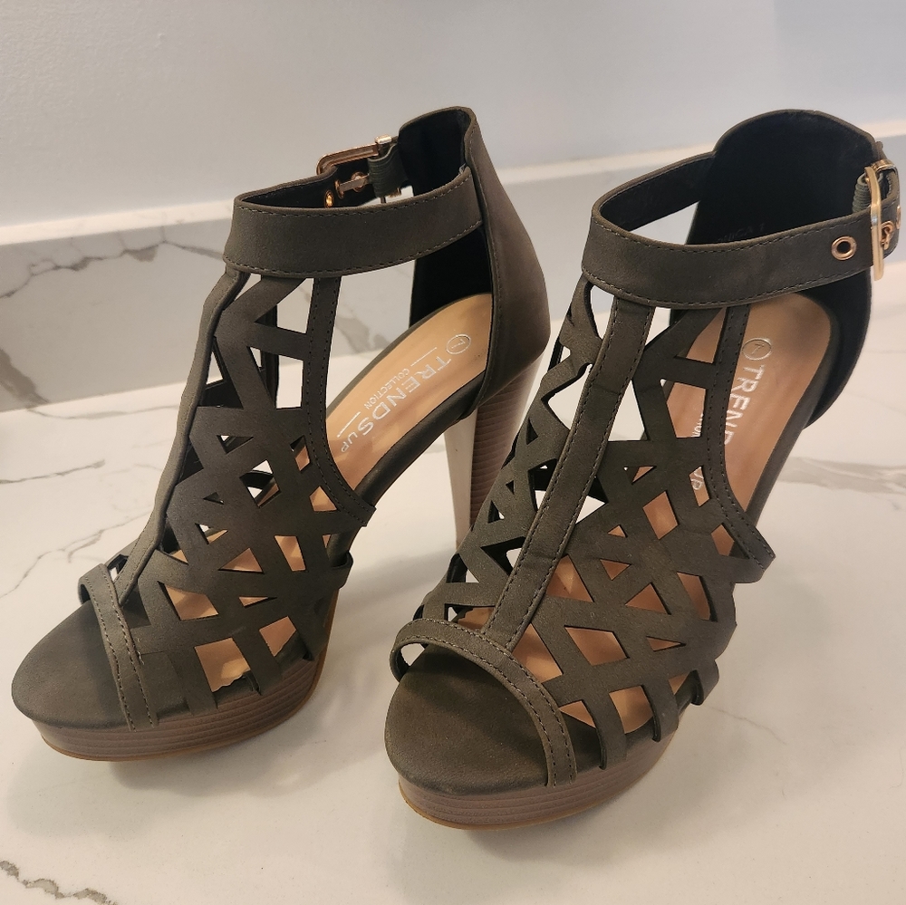 TrendUp heels